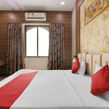 Hotel O Royal Guest House Ludhiana Eksteriør bilde